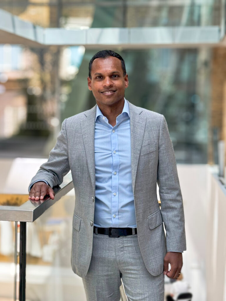 Dr KUHAN RAJAH